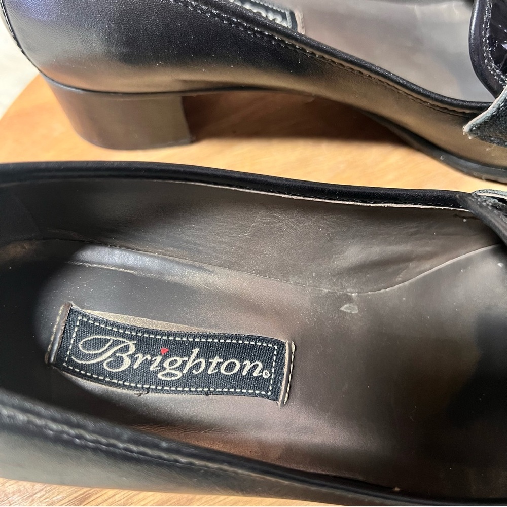 Brighton Women's Classic Black Leather Loafers with Block Heel Size 7.5 - Picture 10 of 12